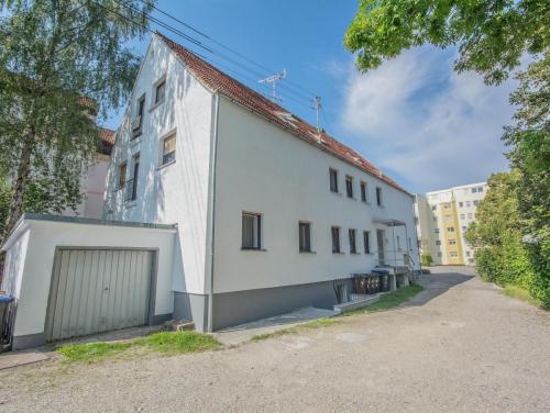 %Immobilienmakler - %Augsburg